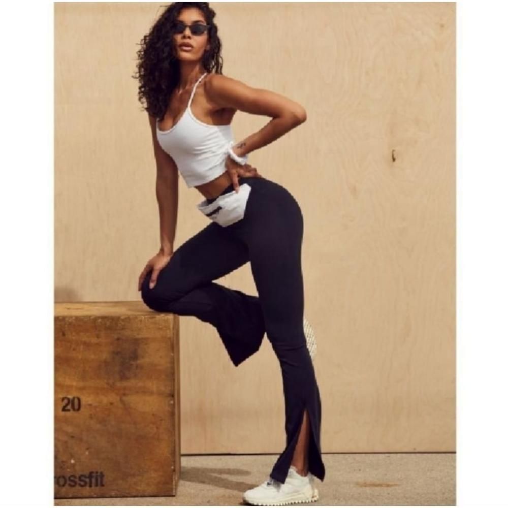 Koral Black Flare Pants Medium